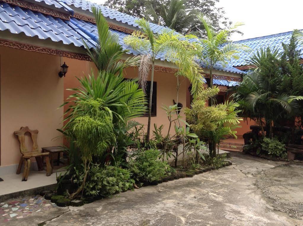 Discovery House Hotel Sha Plus Nai Yang Beach Exterior foto